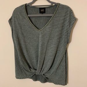 Striped green short sleeve tee w/ knot and stitch